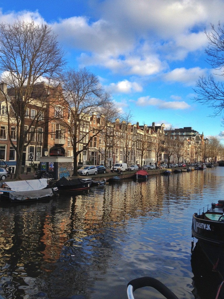 Spot: Nieuwe Spiegelstraat com Prinsengracht | Foto: @ConexaoAmsterdam