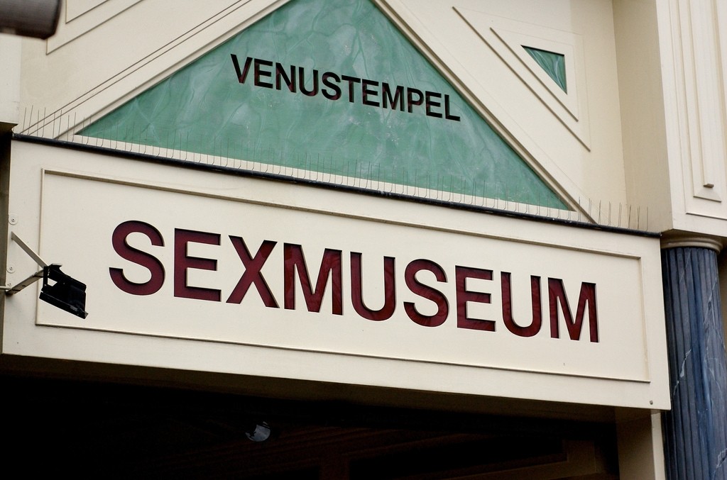 SexMuseum 01